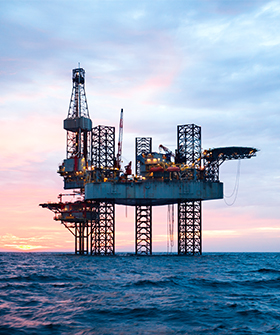 石（shí）油行（háng）業